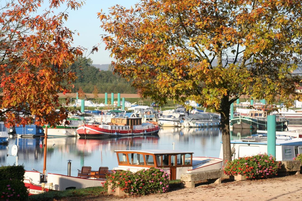 Onlycamp Camping Le Champ D'Ete Reyssouze Exteriör bild