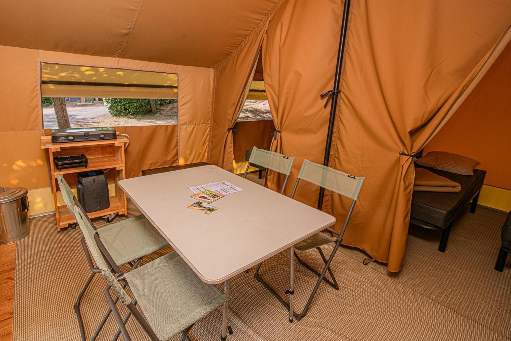Onlycamp Camping Le Champ D'Ete Reyssouze Exteriör bild