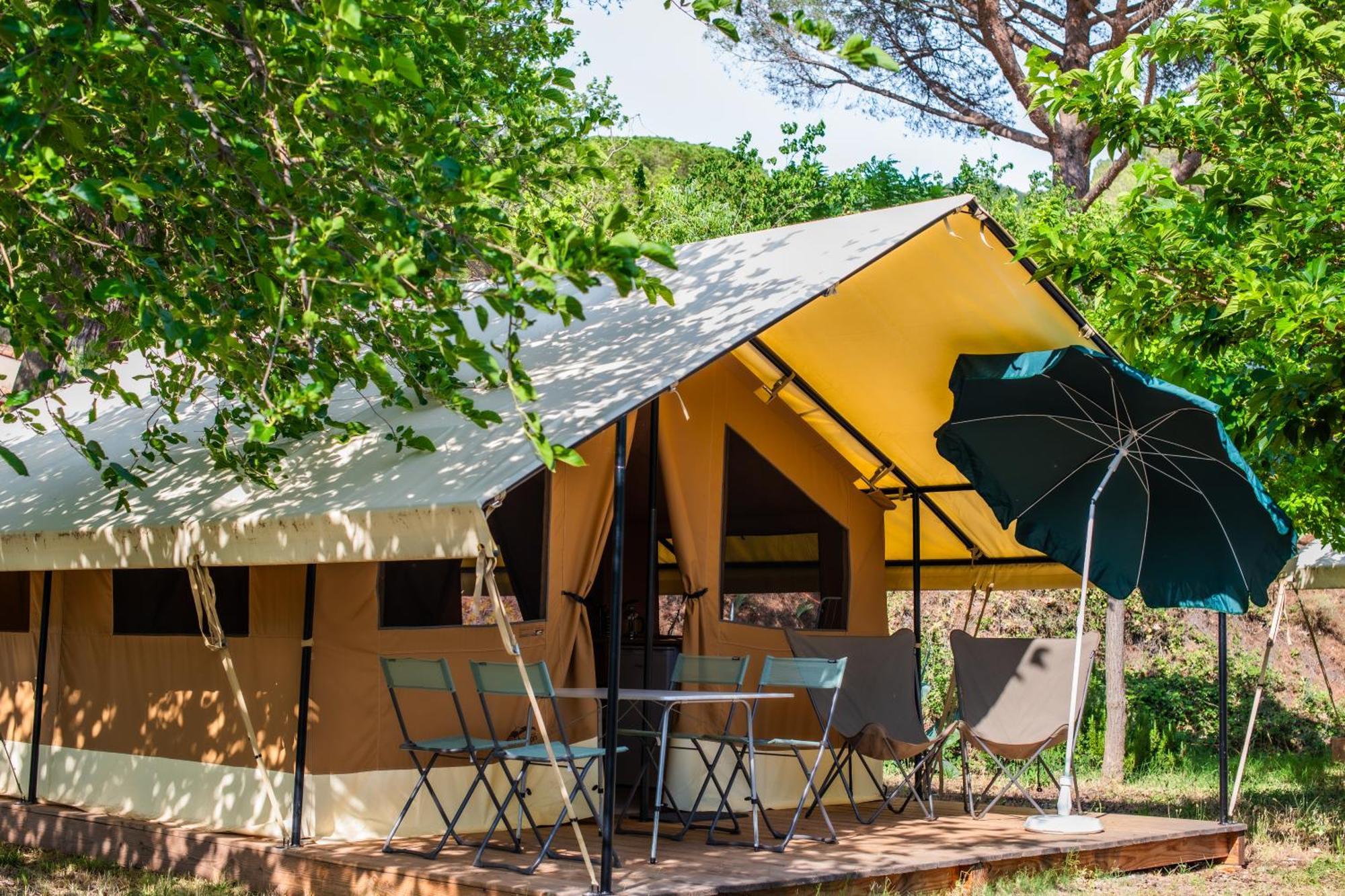 Onlycamp Camping Le Champ D'Ete Reyssouze Exteriör bild